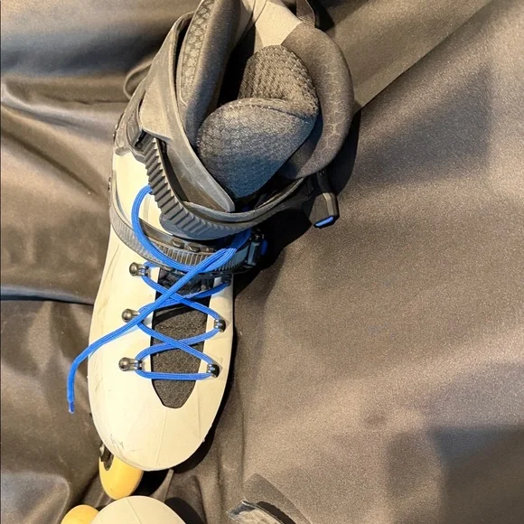 Rollerblade Men's Inline Skates - White, Gray, Blue and Black - Picture 13 of 13